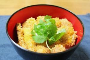 具だくさんかつ丼