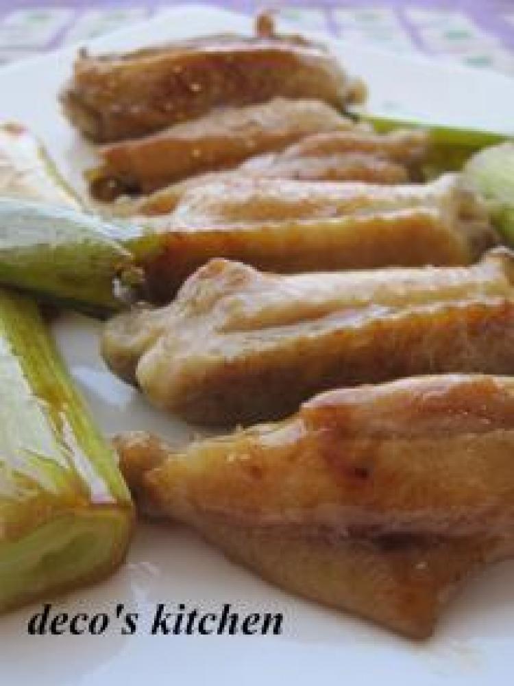手羽中の、黒酢オイスター醤油