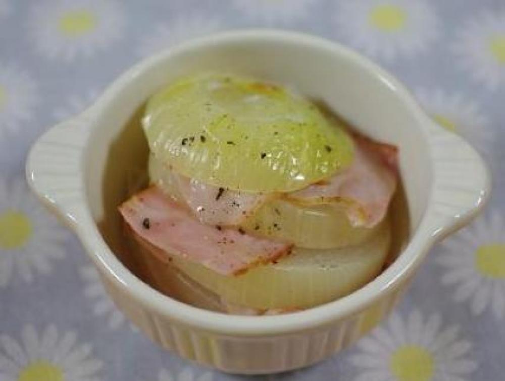 玉ねぎ丸ごと！簡単レンジ蒸し♪