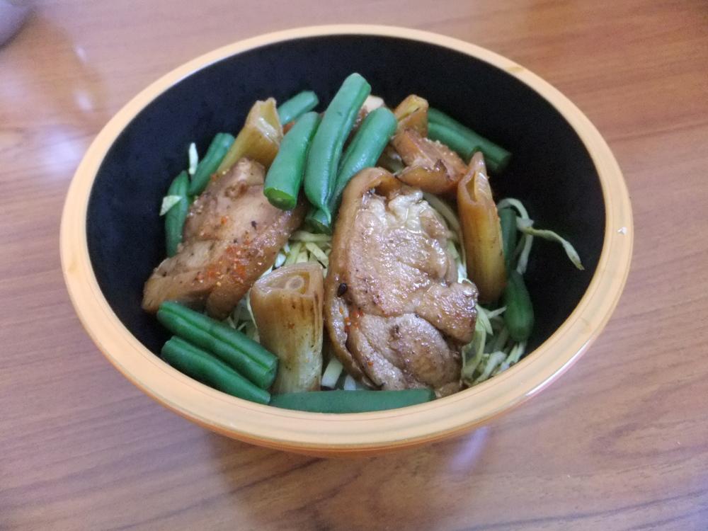 みそ焼き鳥丼