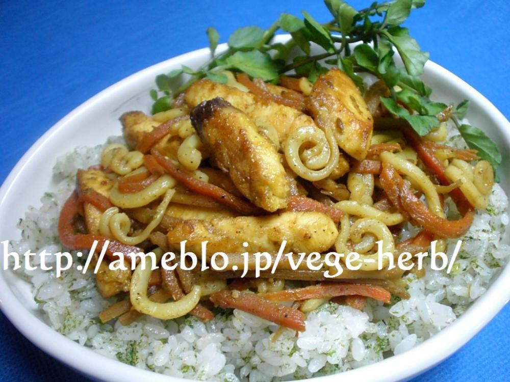 シーフードきんぴら丼☆カレー風味